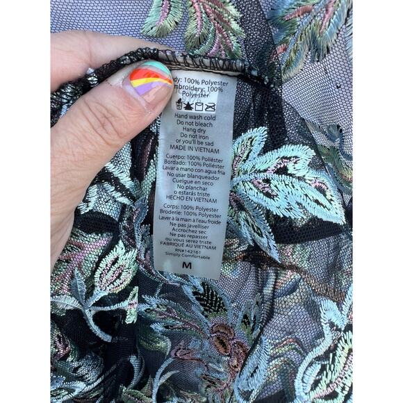 LuLaRoe Deanne II Sheer Overlay Embroidered Floral Dress Pink Rose Medium NEW - Picture 3 of 10